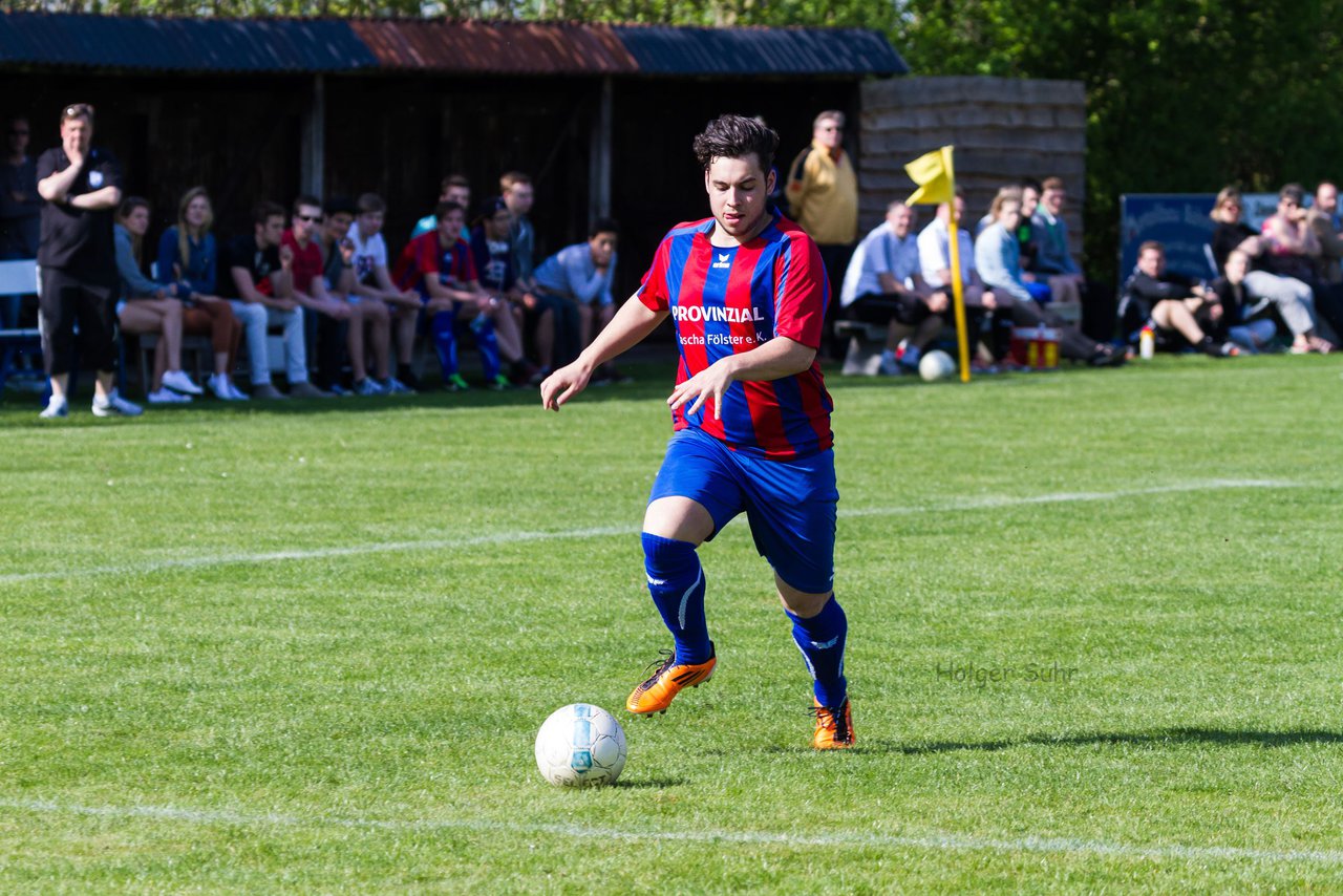 Bild 224 - Herren FSG BraWie 08 - TSV Ntzen : Ergebnis: 1:2